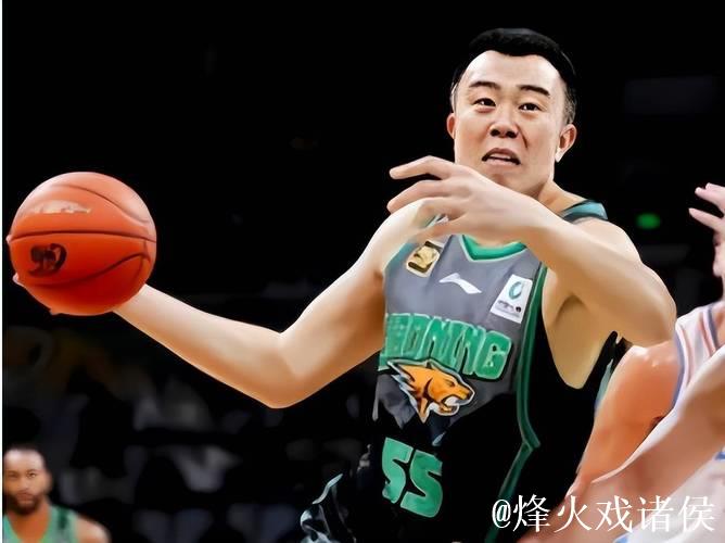 能攻、善守、会传！辽宁新星横空出世，完美成为韩德君接班人